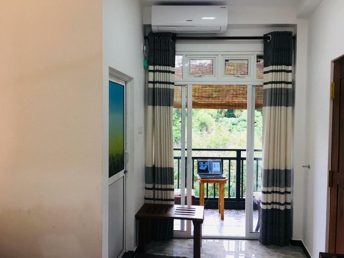 Jenushi Homestay Kandy Exterior foto